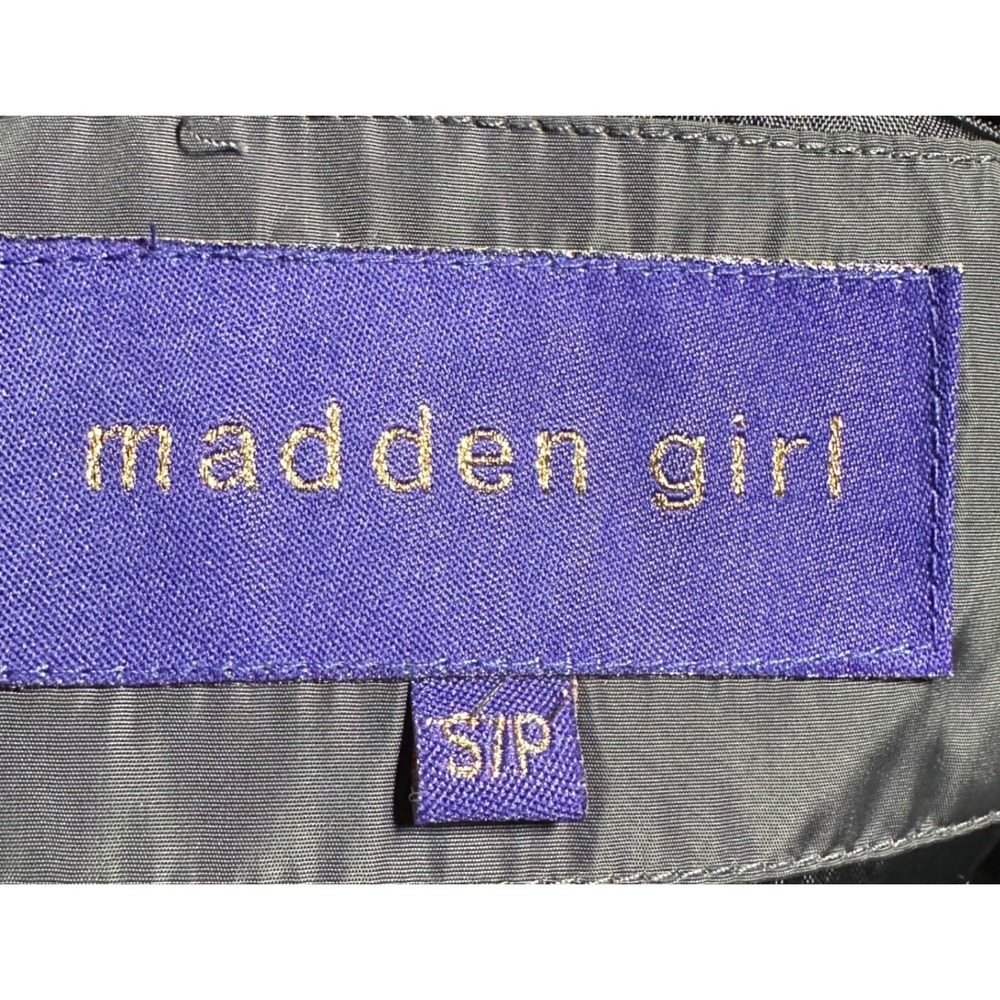 Madden Girl Women Puffer Vest bl‎ Patch Front Zip Pockets Size S NWTvck - Picture 6 of 7